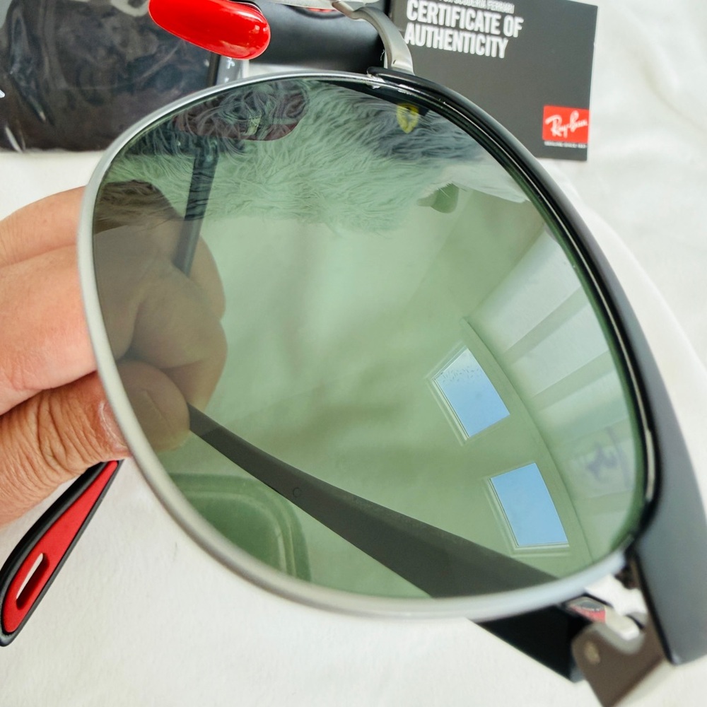 New Ray-Ban Scuderia Ferrari Collection Unisex Sunglasses Black Red Accent NWOT - Picture 10 of 16